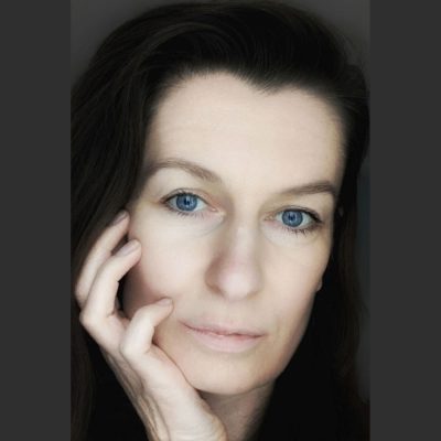 3CVHkudVMgeW-portrait2