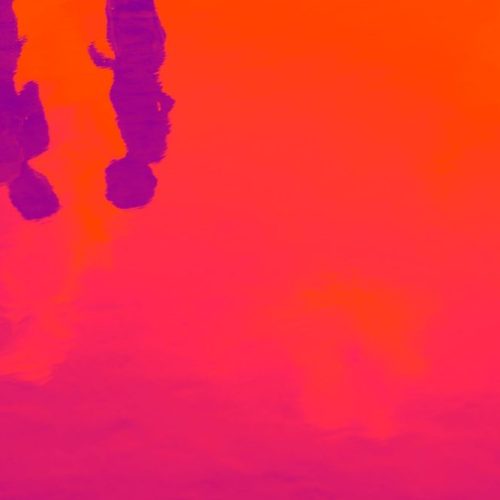 FzcUQ6lTc8ro-20170808-Reflections-on-the-Sea